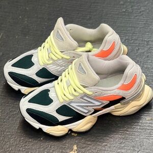 (NEW) Women’s CUSTOM NEW BALANCE 9060 Wave Runner